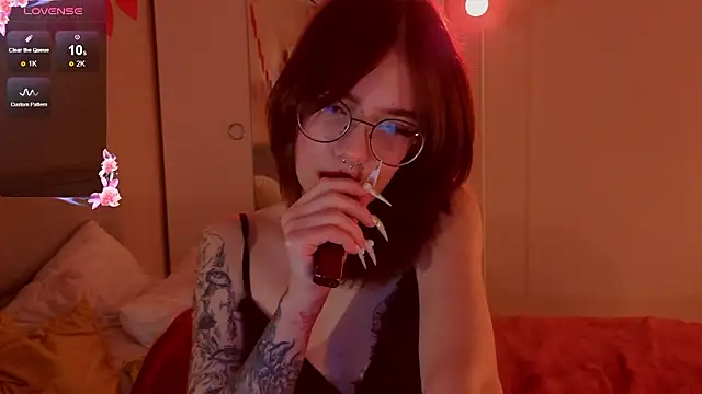 Marika Degas online show from March 6, 2026, 1:40 pm