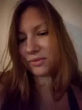 Snapshot of August_Shine chatting on April 14, 2026, 6:14 pm August Shine online show from April 14, 2026, 6:14 pm