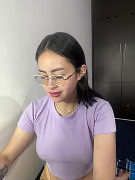 Anni Rose online show from April 4, 2026, 9:18 am