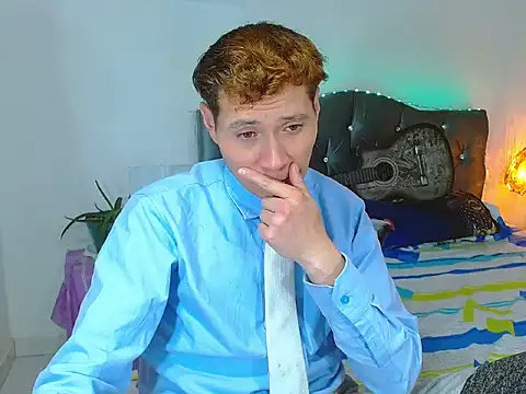  Santi2 online show from April 9, 2026, 6:19 am