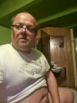 Snapshot of Langoloajkak01 chatting on February 28, 2026, 1:23 pm Langoloajkak01 online show from February 28, 2026, 1:23 pm