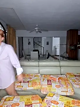 andruscatrina online show from March 4, 2026, 4:07 am