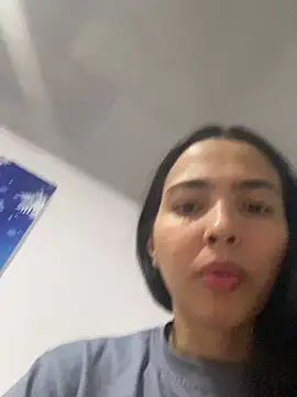 allyson-cute03 online show from March 2, 2026, 8:37 pm