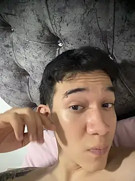 Snapshot of Sacro_sex chatting on March 3, 2026, 3:56 am Sacro sex online show from March 3, 2026, 3:56 am