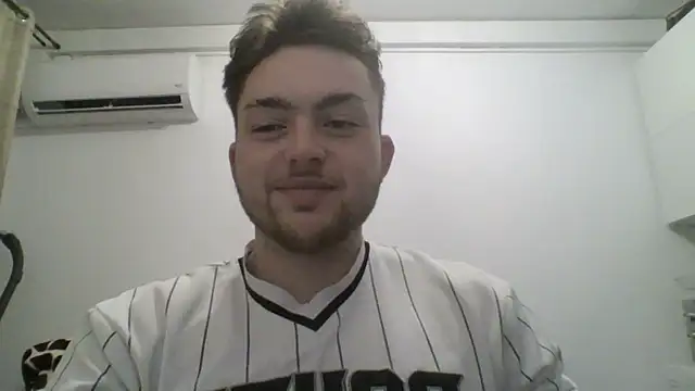 rickmorris08 online show from March 1, 2026, 11:07 pm