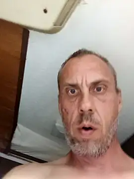 Snapshot of Mikiemic chatting on March 15, 2026, 12:49 am Mikiemic online show from March 15, 2026, 12:49 am