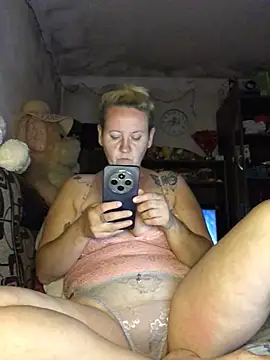 SofiaAmour online show from July 4, 2026, 6:36 pm