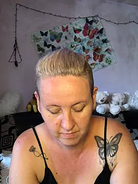 SofiaAmour online show from July 23, 2026, 2:37 pm