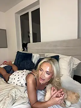 Naughtyblondex online show from March 20, 2026, 11:09 pm