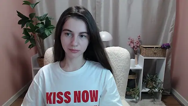 MistyBree online show from March 11, 2026, 11:49 am