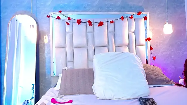 Bella-Sanders online show from March 13, 2026, 12:12 pm