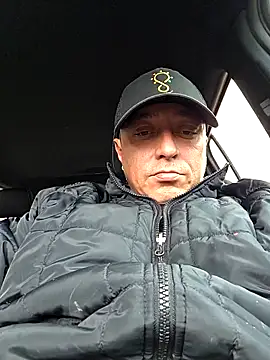 DoggiiDick online show from March 5, 2026, 9:22 pm