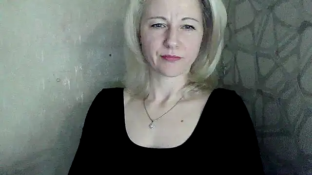 Katerina-Kissa online show from April 22, 2026, 6:09 pm