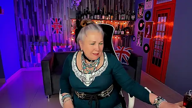Snapshot of LilaMaharani chatting on May 2, 2026, 1:16 pm LilaMaharani online show from May 2, 2026, 1:16 pm