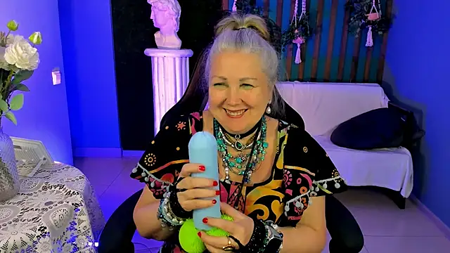 Snapshot of LilaMaharani chatting on May 28, 2026, 12:57 pm LilaMaharani online show from May 28, 2026, 12:57 pm