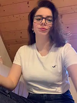 VelvetChloe online show from March 19, 2026, 12:42 pm