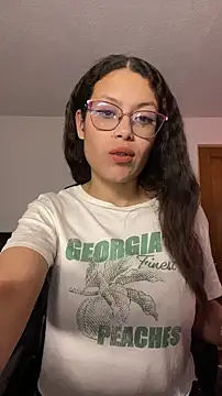 sara  aster online show from April 3, 2026, 10:30 pm