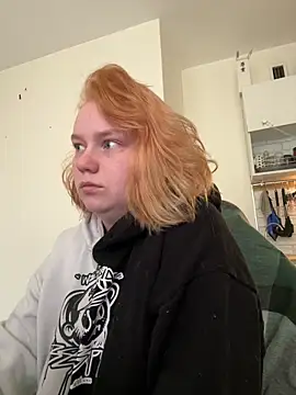 soft focus online show from April 19, 2026, 4:45 am