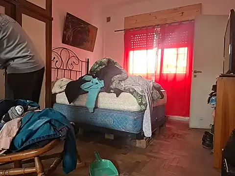Snapshot of oroenbarra chatting on July 28, 2026, 3:21 pm oroenbarra online show from July 28, 2026, 3:21 pm