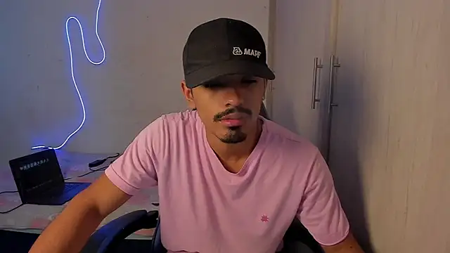 jossi12345j online show from March 21, 2026, 6:00 pm