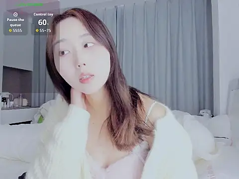 yuanlian66 online show from March 6, 2026, 6:32 am