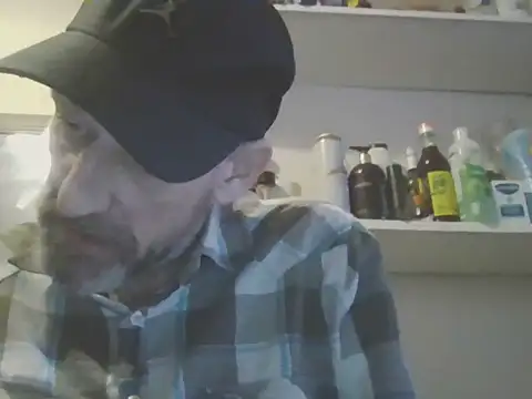 DOUBLETROUBLE7773 online show from March 16, 2026, 2:50 am