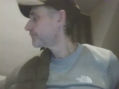 DOUBLETROUBLE7773 online show from March 25, 2026, 11:22 pm