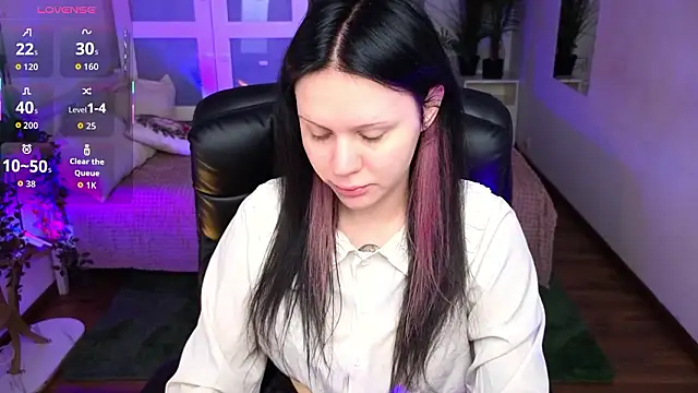 kittenlolla online show from March 29, 2026, 5:51 am