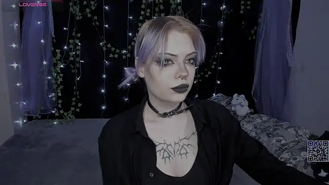 Nyokstynni online show from March 10, 2026, 11:54 pm