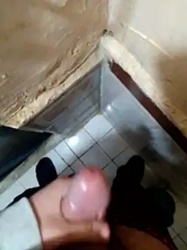 dzniyaak online show from March 31, 2026, 11:27 pm