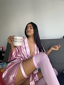 Bella Smithe online show from March 15, 2026, 1:50 pm