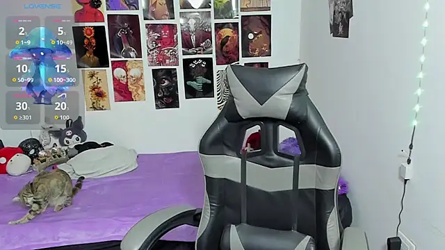 Agarycus 4 online show from April 16, 2026, 7:14 pm