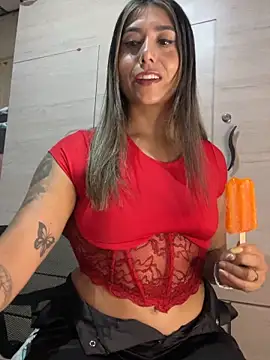 stefanyqueen69 online show from May 10, 2026, 9:20 pm