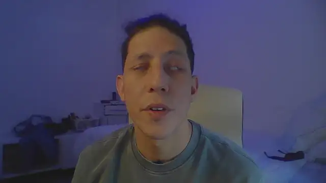 TitanNoir online show from April 5, 2026, 11:40 am