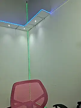 Snapshot of yourxcyberxangel chatting on March 4, 2026, 3:01 am yourxcyberxangel online show from March 4, 2026, 3:01 am