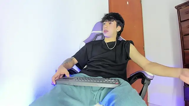 kamado DSL online show from April 10, 2026, 12:16 am