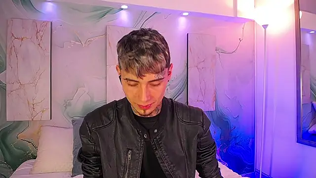 Max Hader  online show from April 16, 2026, 3:51 am