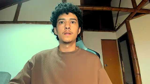 santi young twink online show from March 3, 2026, 5:02 am