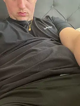 vinizinhot online show from March 2, 2026, 12:01 pm