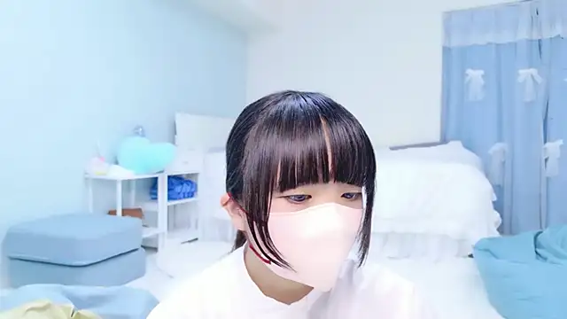 Snapshot of Hime_na chatting on April 29, 2026, 9:35 am Hime na online show from April 29, 2026, 9:35 am