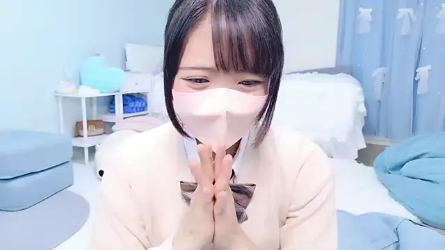 Snapshot of Hime_na chatting on May 18, 2026, 9:15 am Hime na online show from May 18, 2026, 9:15 am