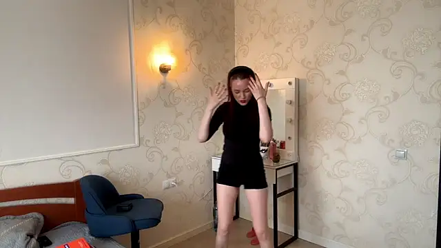 Snapshot of VerginiaWhite chatting on March 15, 2026, 8:20 am VerginiaWhite online show from March 15, 2026, 8:20 am