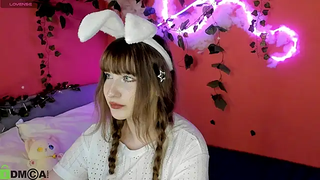 moonlight  67 online show from April 15, 2026, 11:28 am