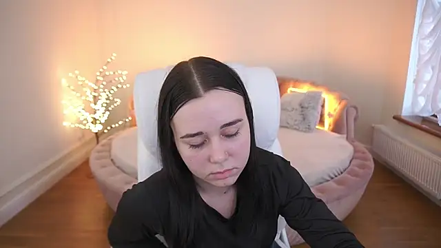 TorrySrar online show from March 3, 2026, 2:56 pm