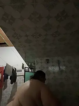 marianacooper12 online show from March 16, 2026, 1:33 am