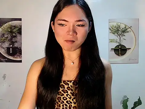rainexox1 online show from May 18, 2026, 9:48 am