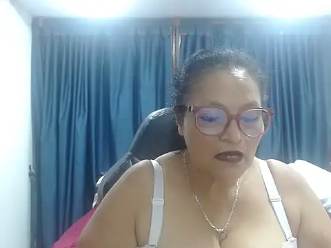  BellaNocturna online show from March 29, 2026, 4:23 am