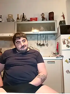 bear skinny online show from April 11, 2026, 12:15 am