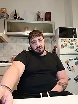 Snapshot of bear_skinny chatting on June 4, 2026, 5:19 pm bear skinny online show from June 4, 2026, 5:19 pm