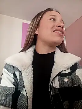 Baby Pink Love online show from April 8, 2026, 3:45 pm